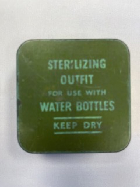 Uitrusting Doosje "Sterilizing outfit for use with water bottles", Koninklijke Landmacht